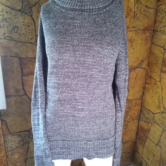 Nomad Heather Gray Turtleneck Sweater - Picture 1 of 4